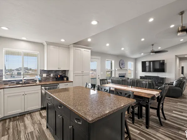 845 N 3600 W, West Pt, UT 84015