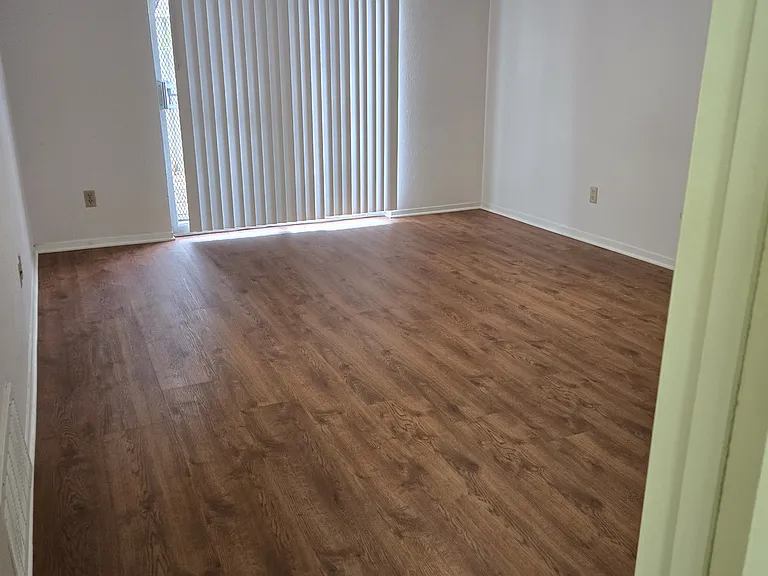 7520 Highmont St — Photo 10