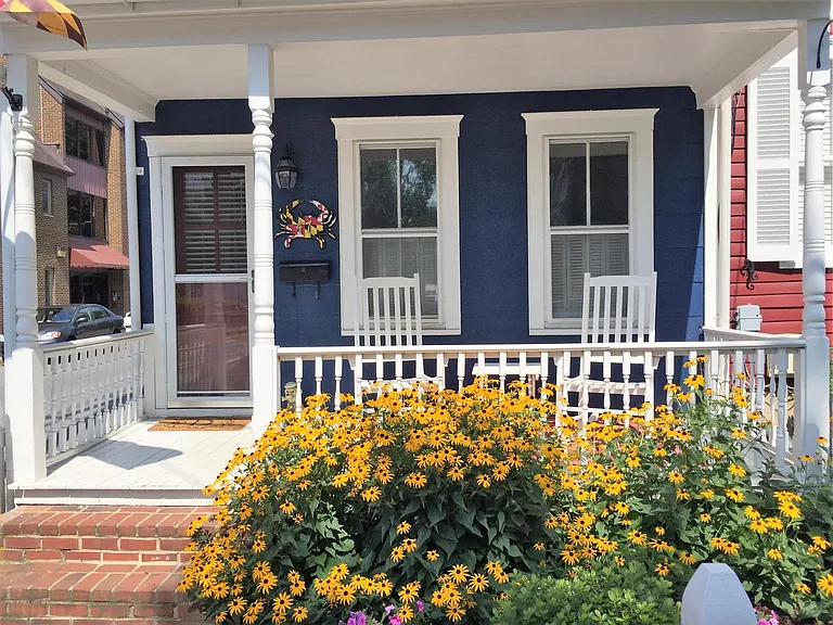 47 Dean St — Photo 3