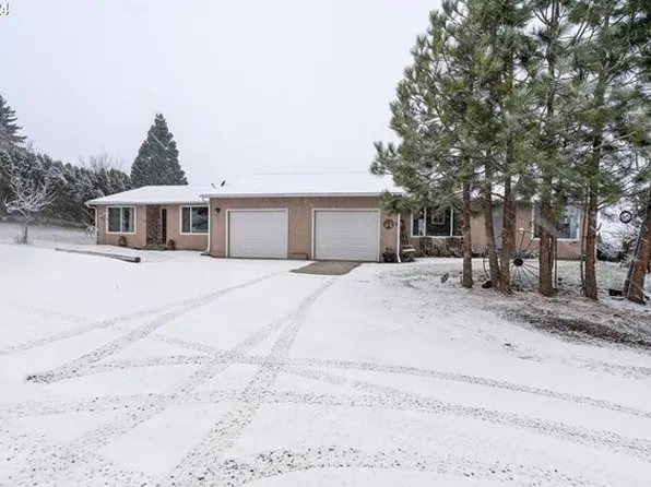 40 Canyon Dr, Heppner, OR 97836
