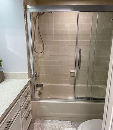 5th image of 5914 Lazy Oaks Dr #5194