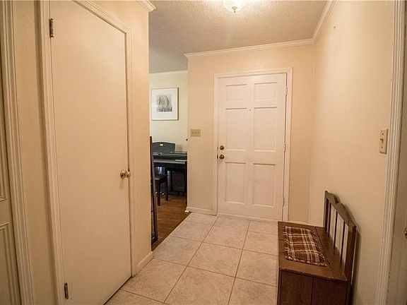 4th image of 212 N Lake Cortez Dr