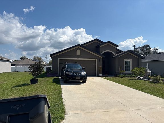3rd image of 311 Michigan Ln