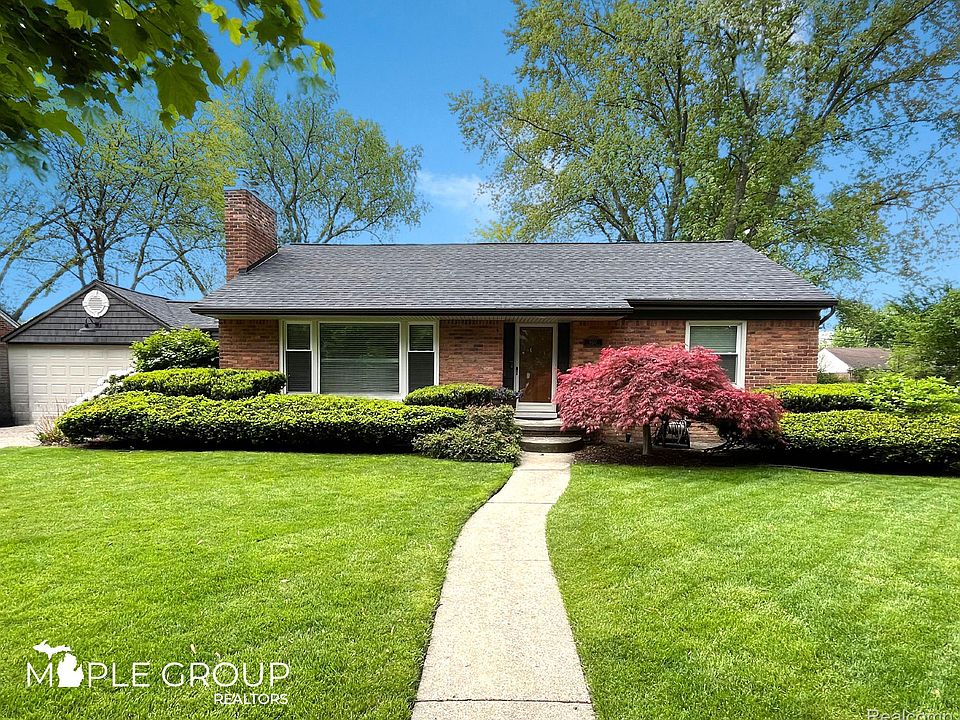 1st image of 4433 Arlington Dr