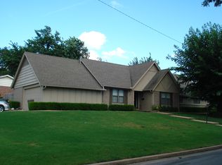 5823 S 70th Ave E, Tulsa, OK 74145