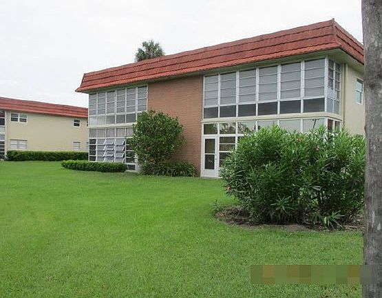 2nd image of 101 Spring Lake Dr APT 106