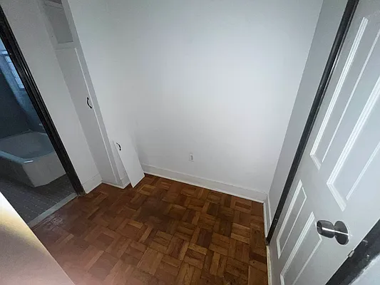 Rented by Legacy Realty Group NYC LLC | media 9