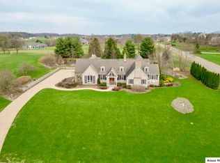 1436 Greenbrier Dr, Mount Vernon, OH 43050