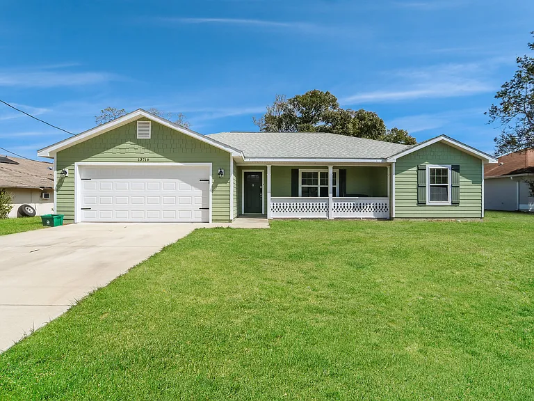 13716 Coronado Dr — Photo 1