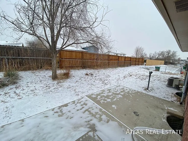 1885 Nueva Vista Dr — Photo 11