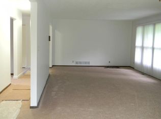 1566 Marquis Ln, Brighton, MI 48114