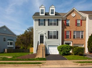 8874 Moat Crossing Pl, Bristow, VA 20136