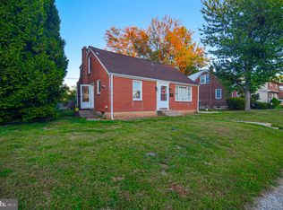 833 W 4th St, Lansdale, PA 19446