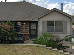 701 SW 37th St, Blue Springs, MO 64015