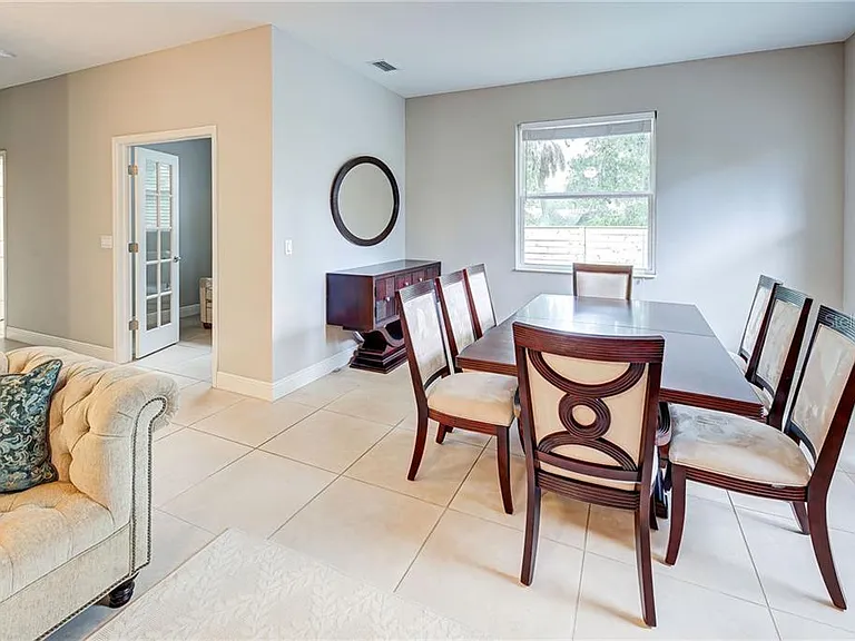 2330 Bradford St — Photo 23