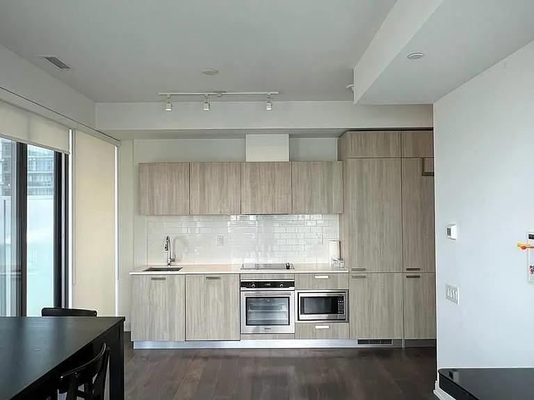 50 Charles St E #2803 — Photo 3