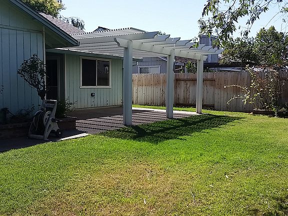 5th image of 605 Chana Way