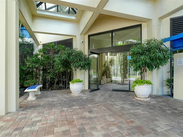 2110 HARBOURSIDE DRIVE #523, LONGBOAT KEY, FL 34228