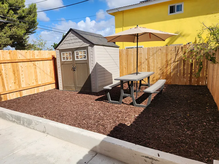 605 Penelope Dr — Photo 9