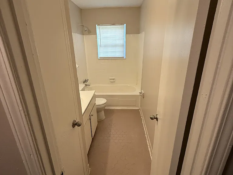 3386 Spring Water Cv — Photo 18
