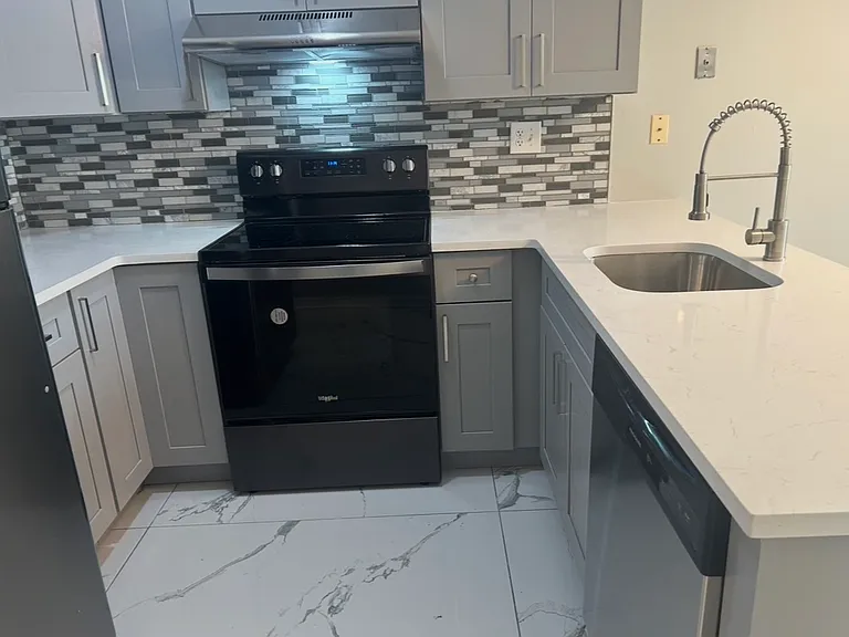273 Danny Ln — Photo 2