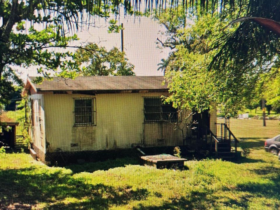 1st image of 1624 NW Avenue L