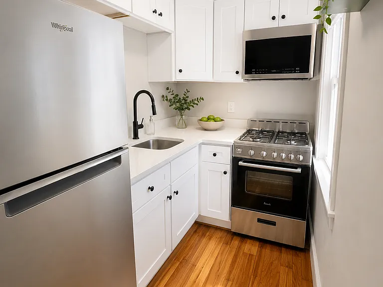 21 Main St #7-12 — Photo 2