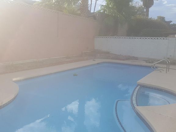 2nd image of 4145 Santa Terrasa Pl