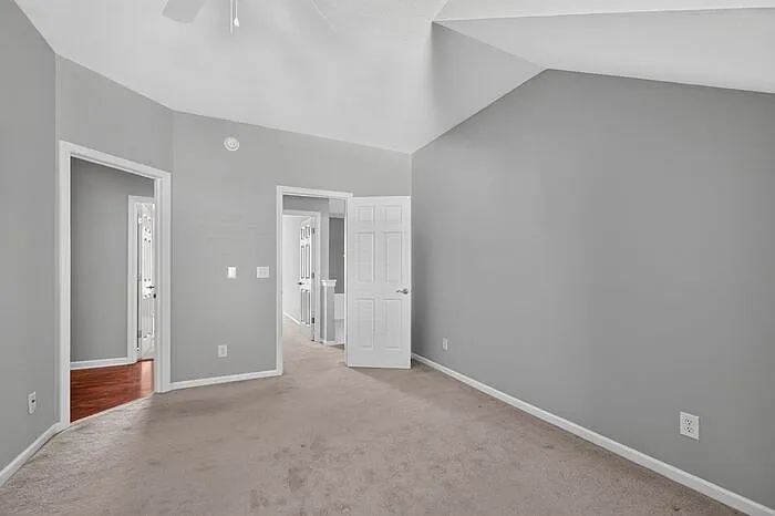 15552 Smithfield Dr — Photo 29