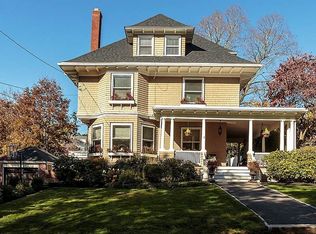 7 Ravenscroft Rd, Winchester, MA 01890