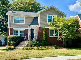 9210 S Trumbull Ave, Evergreen Park, IL 60805