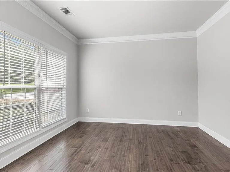 5325 Plymouth Pl — Photo 8