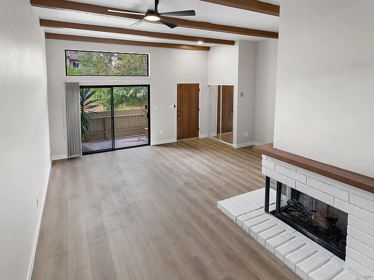3878 La Jolla Village Dr — Photo 5