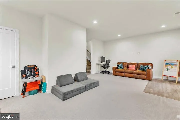 23575 Hopewell Manor Ter — Photo 33