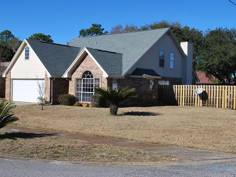 1st image of 500 E Timberlake Dr