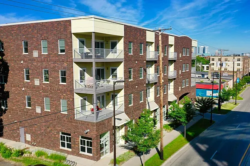 3020 University Ave SE Photo 1