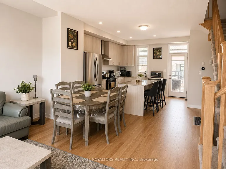 400 Newman Dr #30 — Photo 6