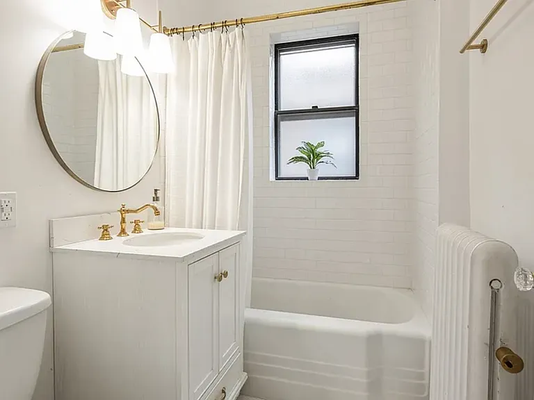 541 W Brompton Ave #3N — Photo 22