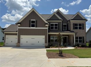 214 Cherokee Rose Ln, Hoschton, GA 30548