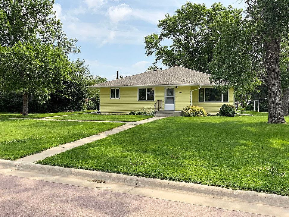 240 North 4th Ave. Canistota