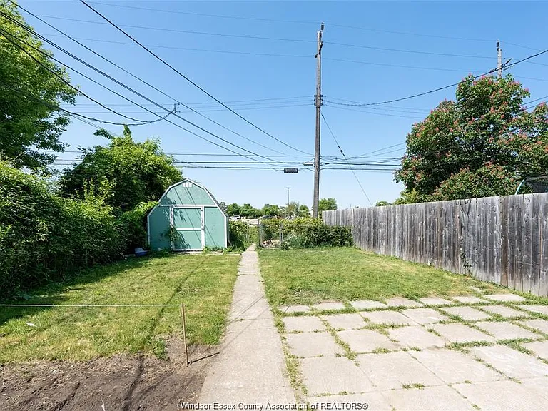 1627 Marentette Ave #BASEMENT — Photo 15