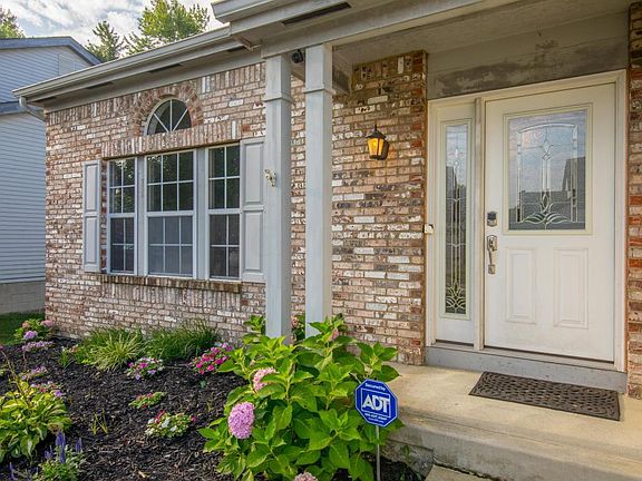 3rd image of 4501 Big Walnutview Dr