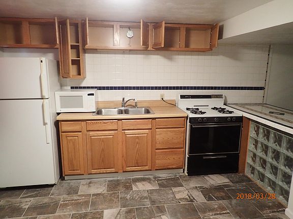 Well oraganized kitchen