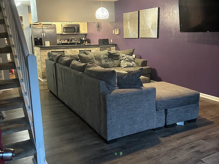 405 Camberley Way #D — Photo 3