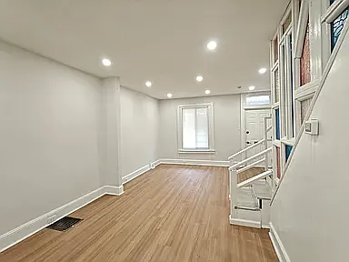 4442 N Chadwick St #1 — Photo 6