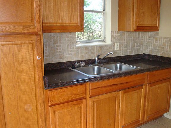 4th image of 3021 Sycamore Ave APT 5