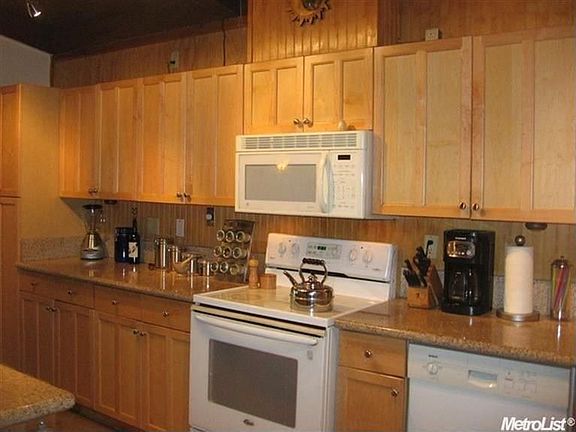 3rd image of 4904 Melvin Dr