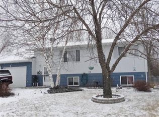 21 Eckleson Rd, Bismarck, ND 58504