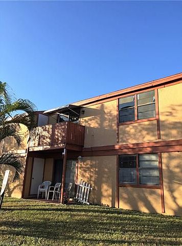 2nd image of 726 SW 47th Ter #201B