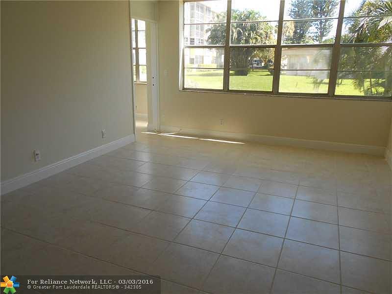 1st image of 2751 Taft St APT 108